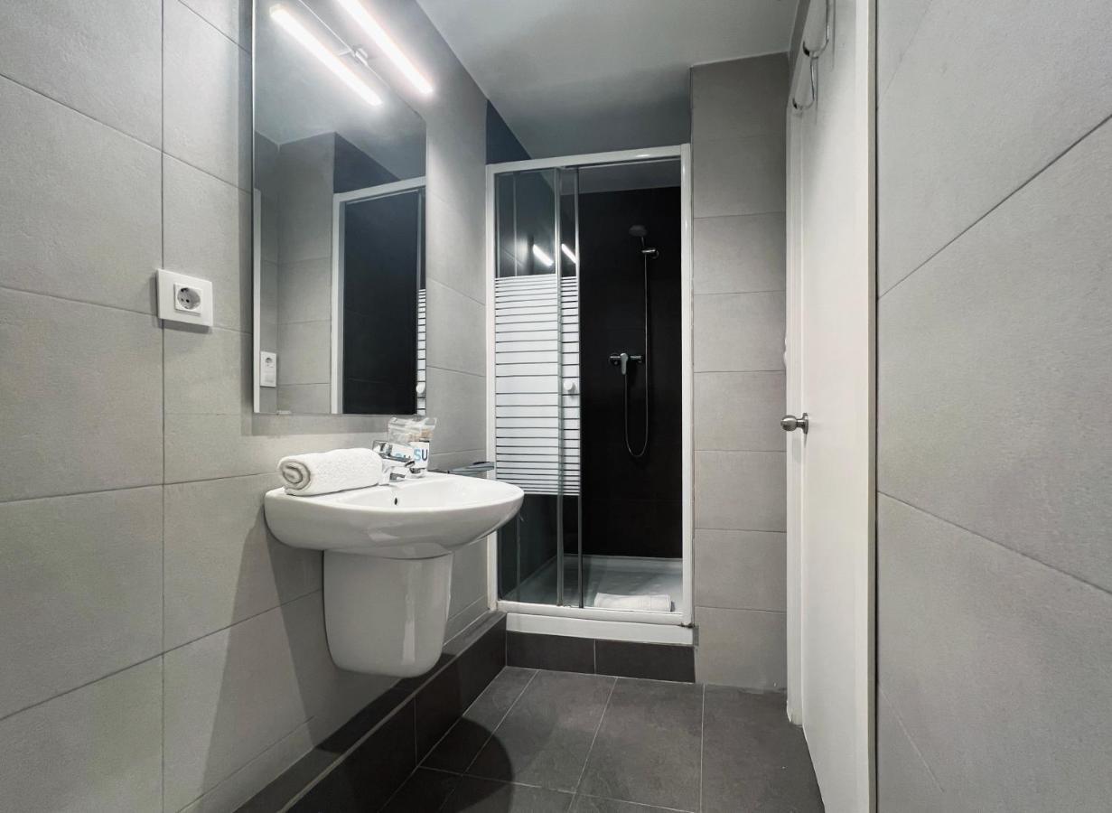Stay U-Nique Apartments Aribau II Barcelona Kültér fotó